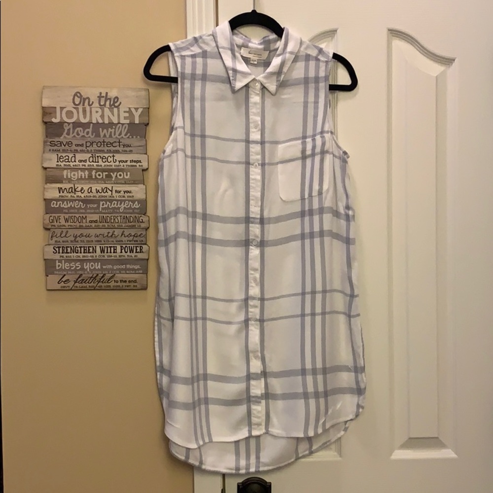 ❌SOLD ❌ Two by Vince Camuto sleeveless tunic